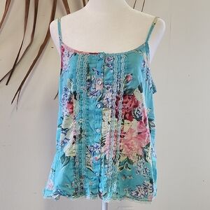 LOVE SQUARED Exclusive Of Lace Camisole Cotton Button Down Blue Floral Top